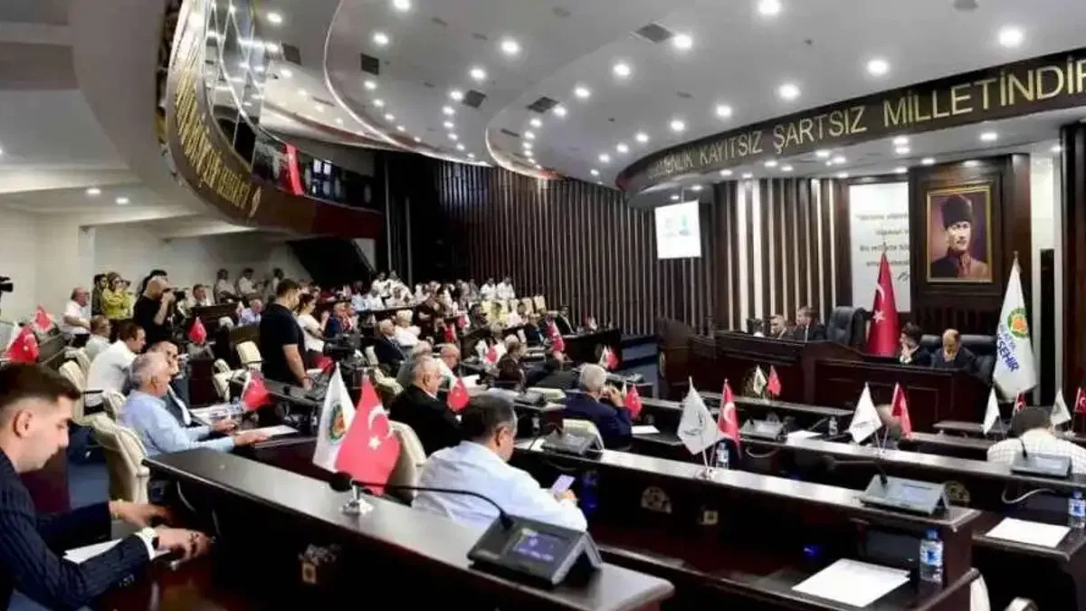 Malatya'da üniversite öğrencilerine ulaşım ve eğitim desteği