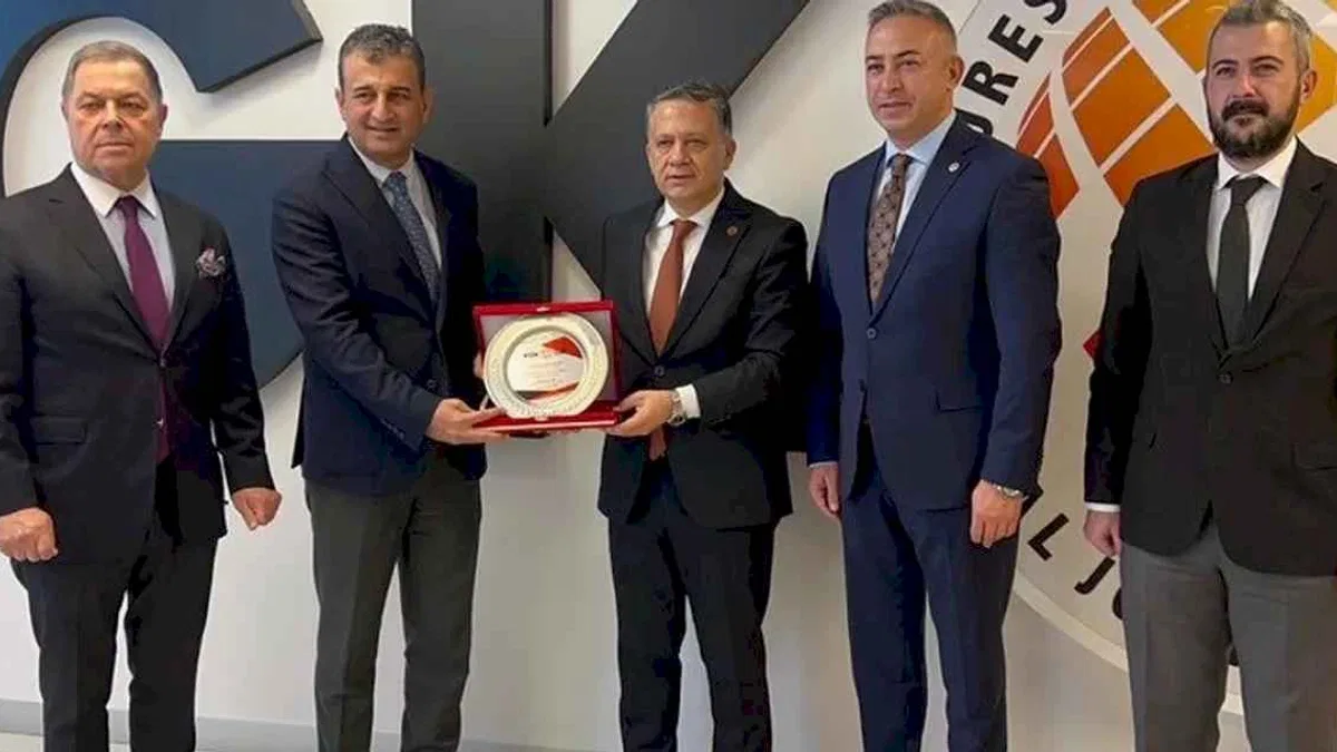 CHP’li Bulut’tan medyaya 'Küresel' mesaj