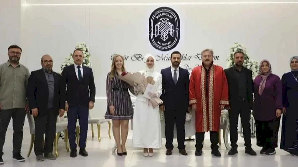 Kayseri Melikgazi'de bir günde 60 nikah