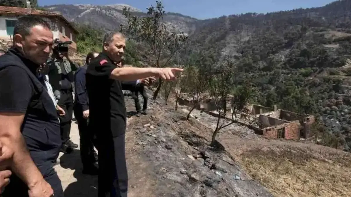 Bakan Yerlikaya'dan Ödemiş raporu: 228 konut ağır hasarlı!