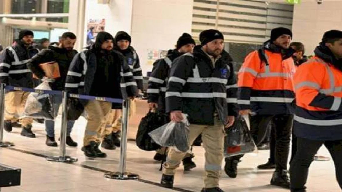 Somalı madencilere Manisa Büyükşehir'den ekipman desteği