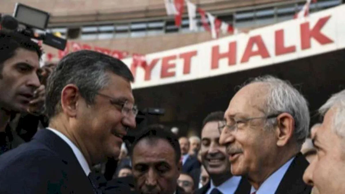 Kılıçdaroğlu koltuğu devretti!