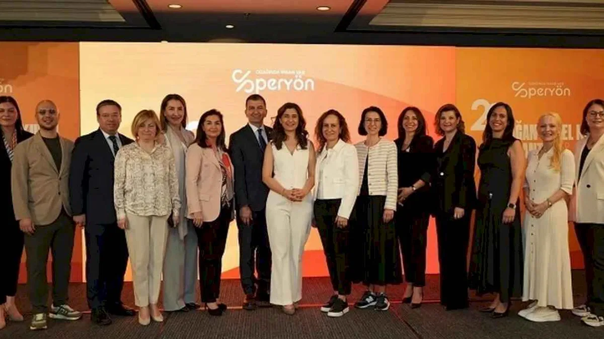 PERYÖN'de bayrak değişimi yaşandı