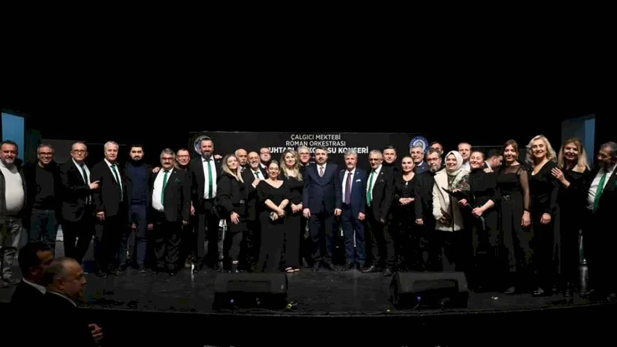 Bursalı muhtarlardan Yıldırım'da konser