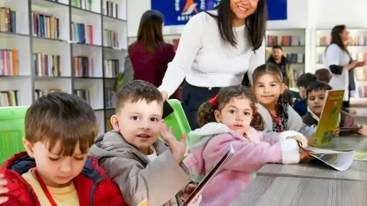 Antalya’da çocuklardan anlamlı Kütüphane Haftası ziyareti