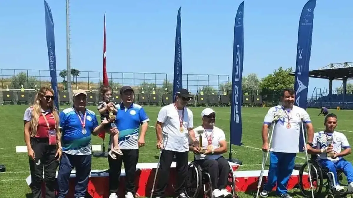Muğla Büyükşehir’in sporcuları Samsun’dan madalyalarla döndü