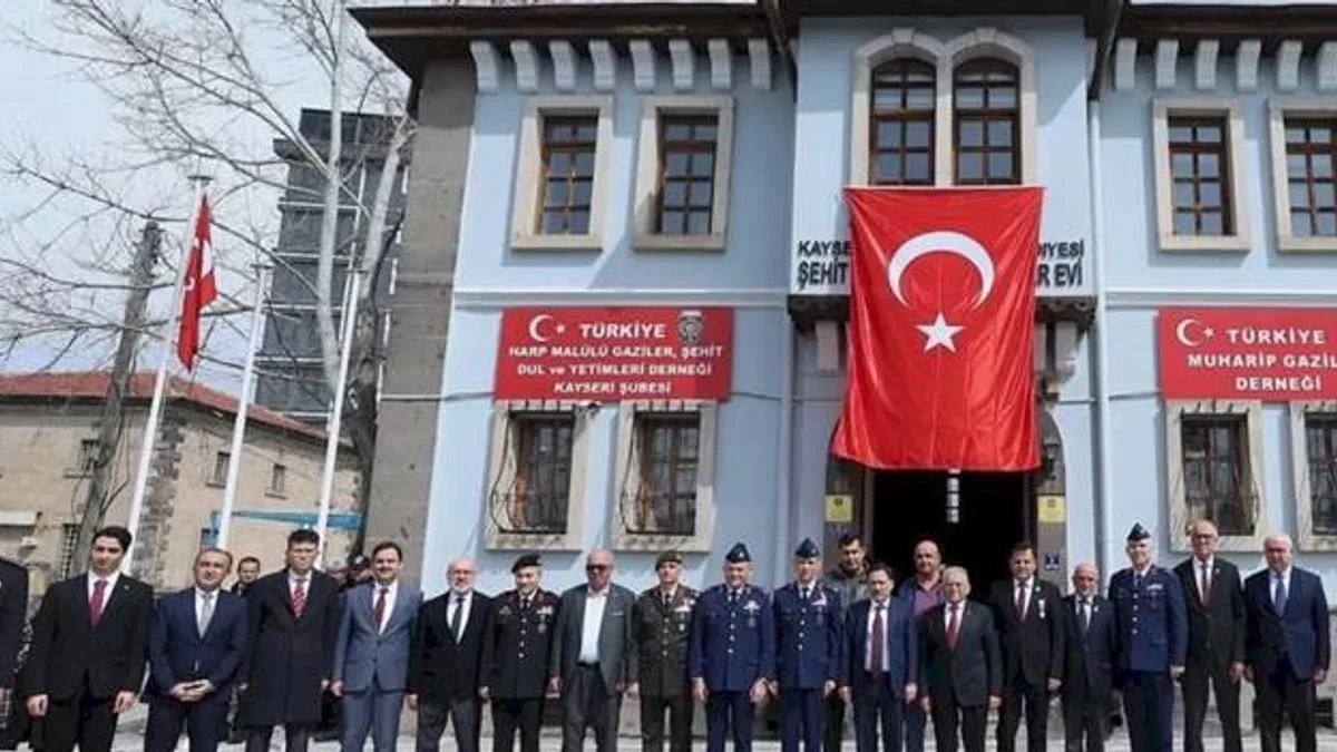 Kayseri Büyükşehir Çanakkale şehitlerini unutmadı