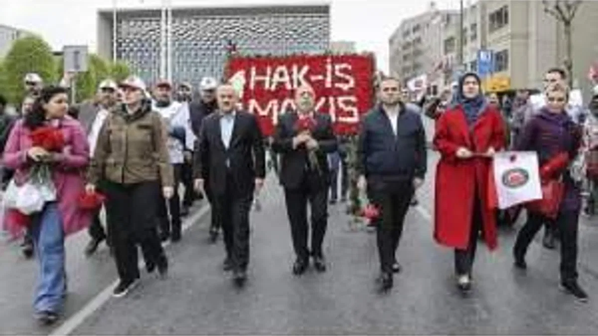 İstanbul'da 1 Mayıs Emek ve Dayanışma Günü kutlanıyor