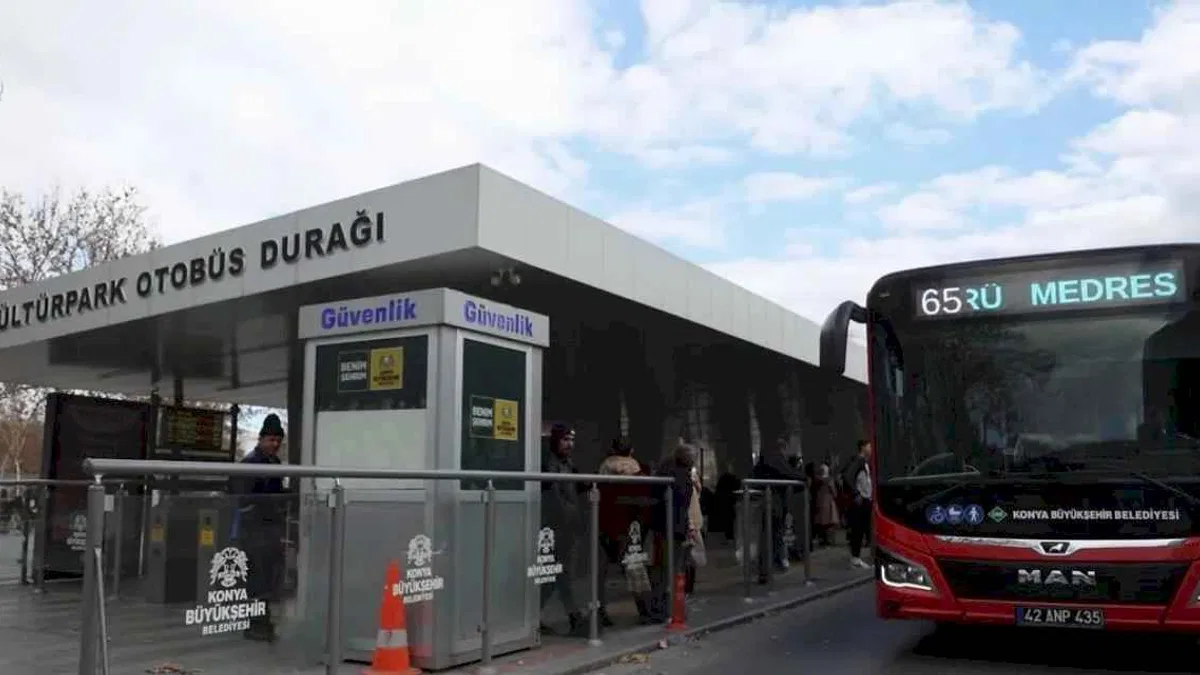 Konya'da öğrenci dostu uygulama... Toplu ulaşım 10 gün ücretsiz