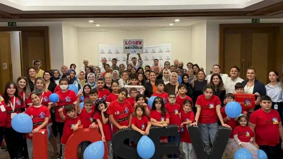 İstanbul Anadolu Yakası'nda LÖSEV aileleri buluştu