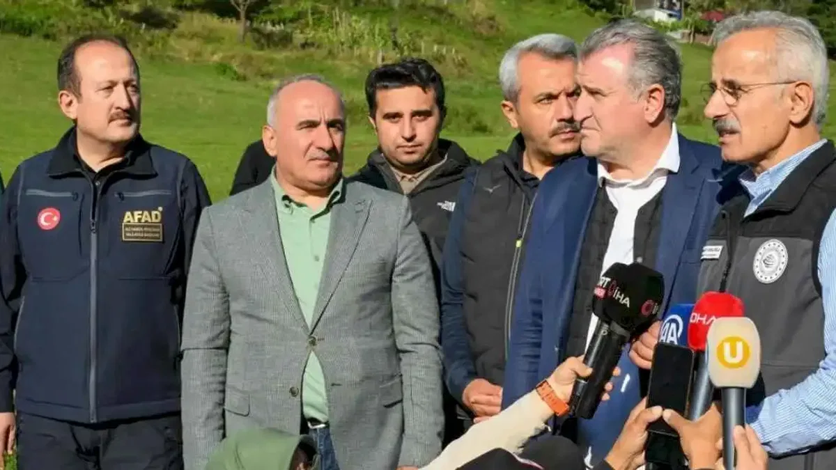 Çamlıhemşin-Ayder yolu ulaşıma açıldı