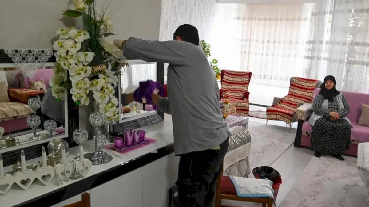 Konya Selçuklu'da 'evde yaşlı bakım hizmeti' örnek oluyor
