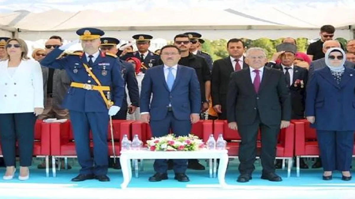 Kayseri'de Zafer Bayramı coşkusu