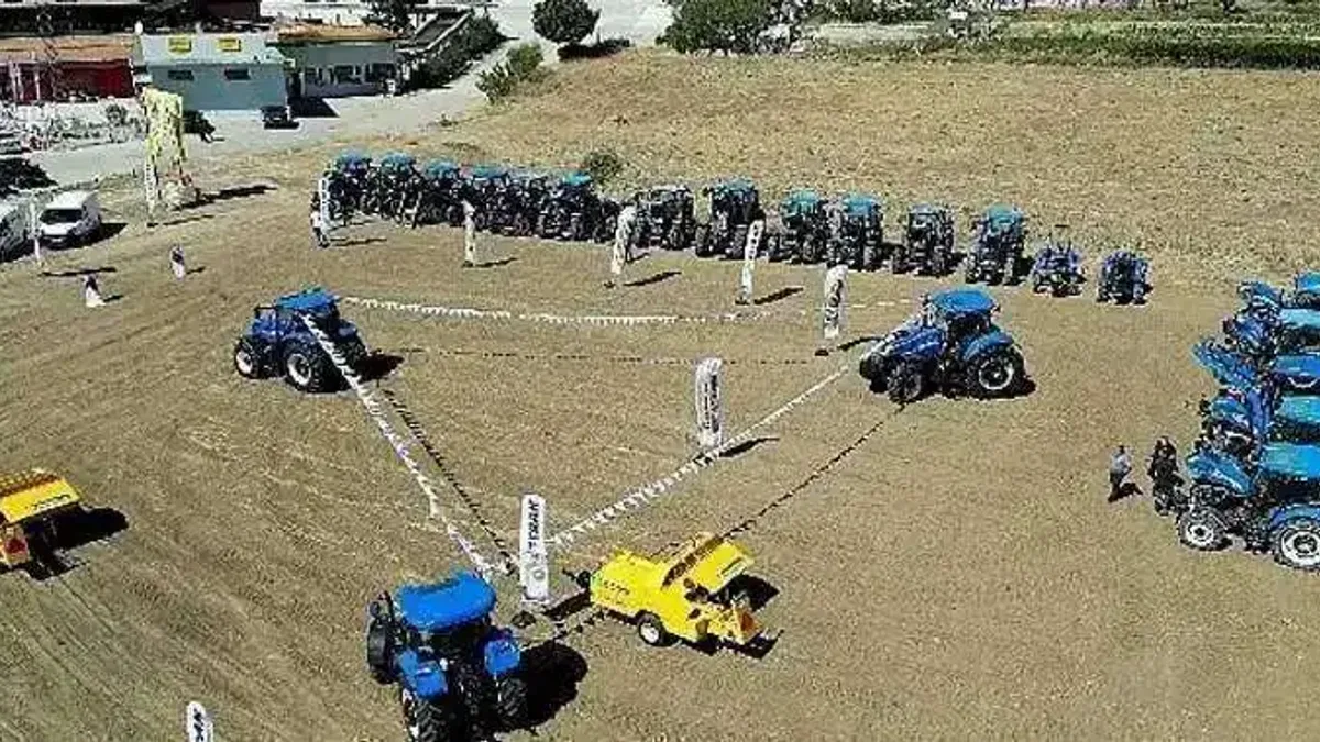 TürkTraktör 81 İlde Aynı Anda Toplu Bakım Etkinliği Düzenledi