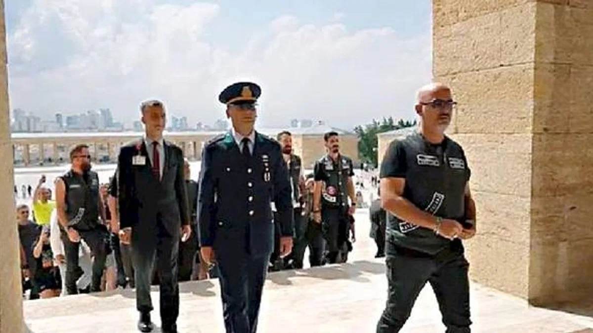 Atatürk filminin yönetmeni "ATA"nın huzurunda