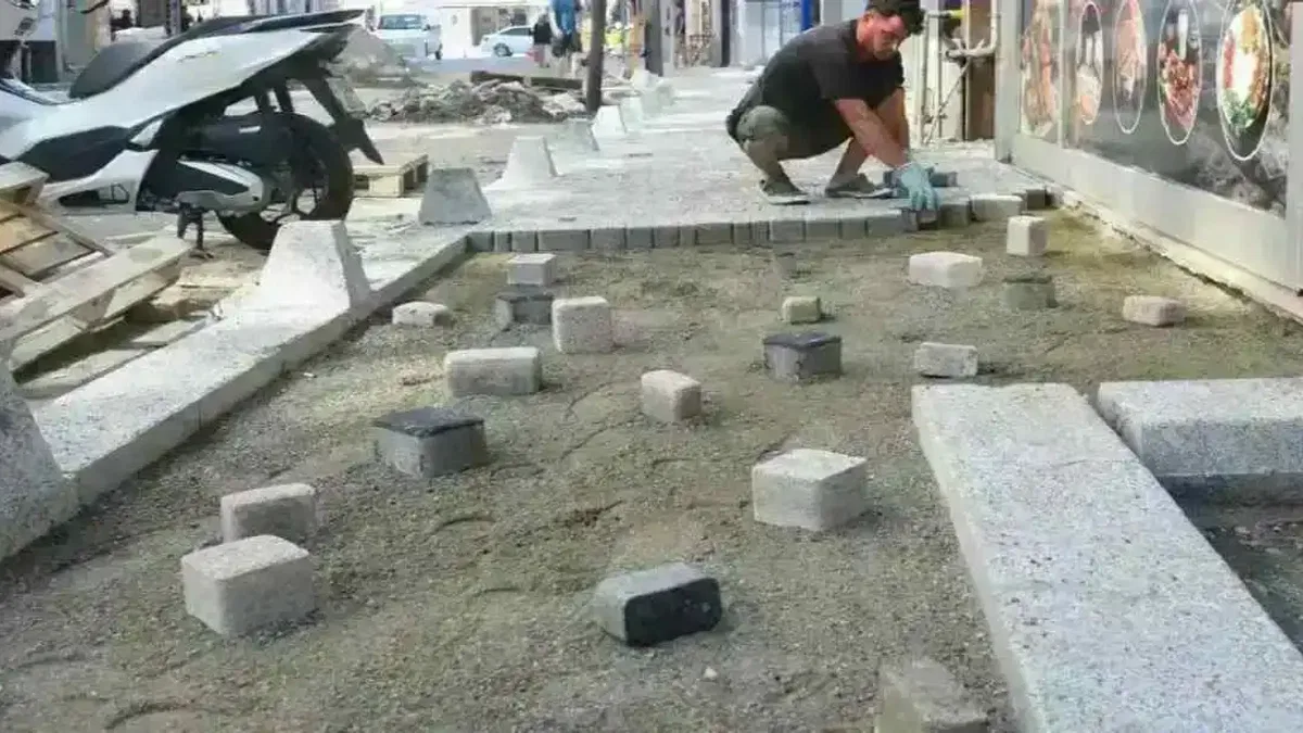 Giresun’da yol ve kaldırım yenileme çalışmaları sürüyor