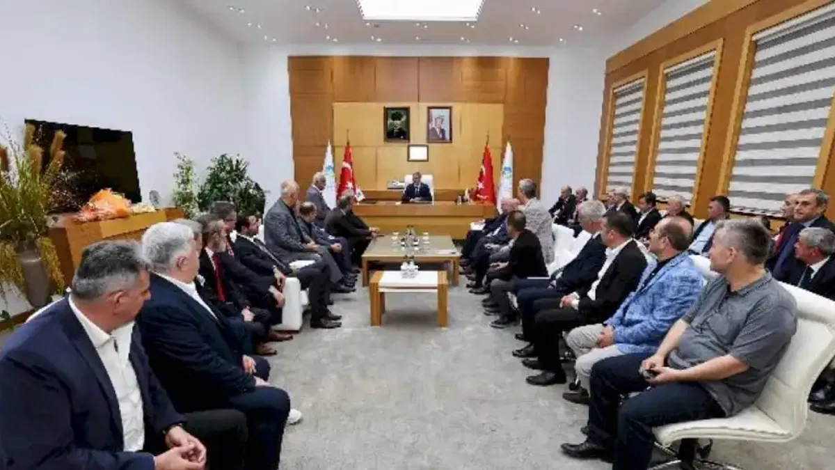 "Sakarya'nın yararına atılacak her adımın arkasındayız"