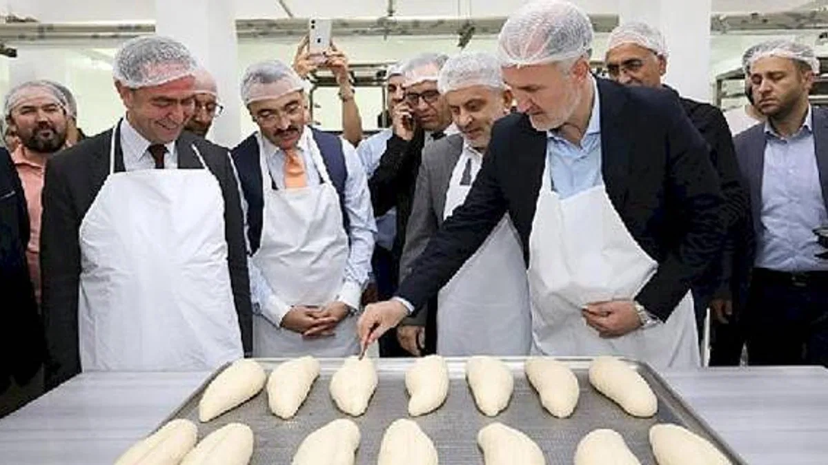 İnegöl Belediyesi'nin Desteği İle 4 Tl'ye Ekmek Üretiliyor