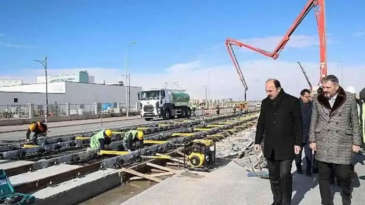 Başkan Altay: "Konya'mızı Yeni Raylı Sistem Hatlarıyla Donatmak İçin Çalışıyoruz"