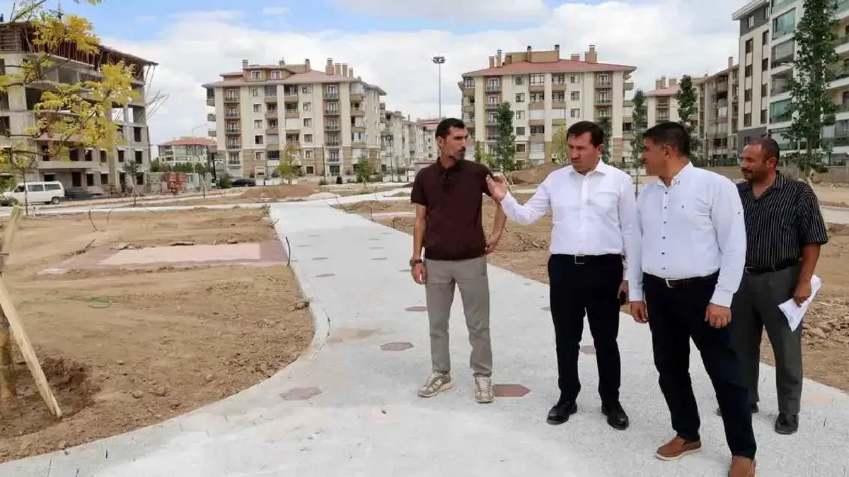 Konya Karatay'da yeşil dönüşüm mahallelerde sürüyor
