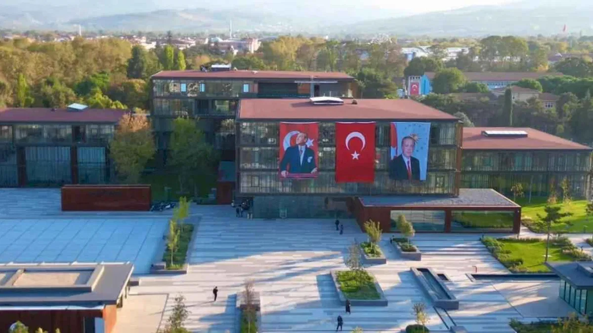 Başkan Alper Taban'dan Cumhuriyet mesajı