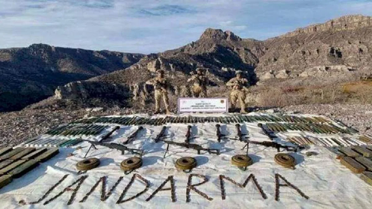 Şırnak 'Abluka'sında çok sayıda mühimmat ele geçirildi