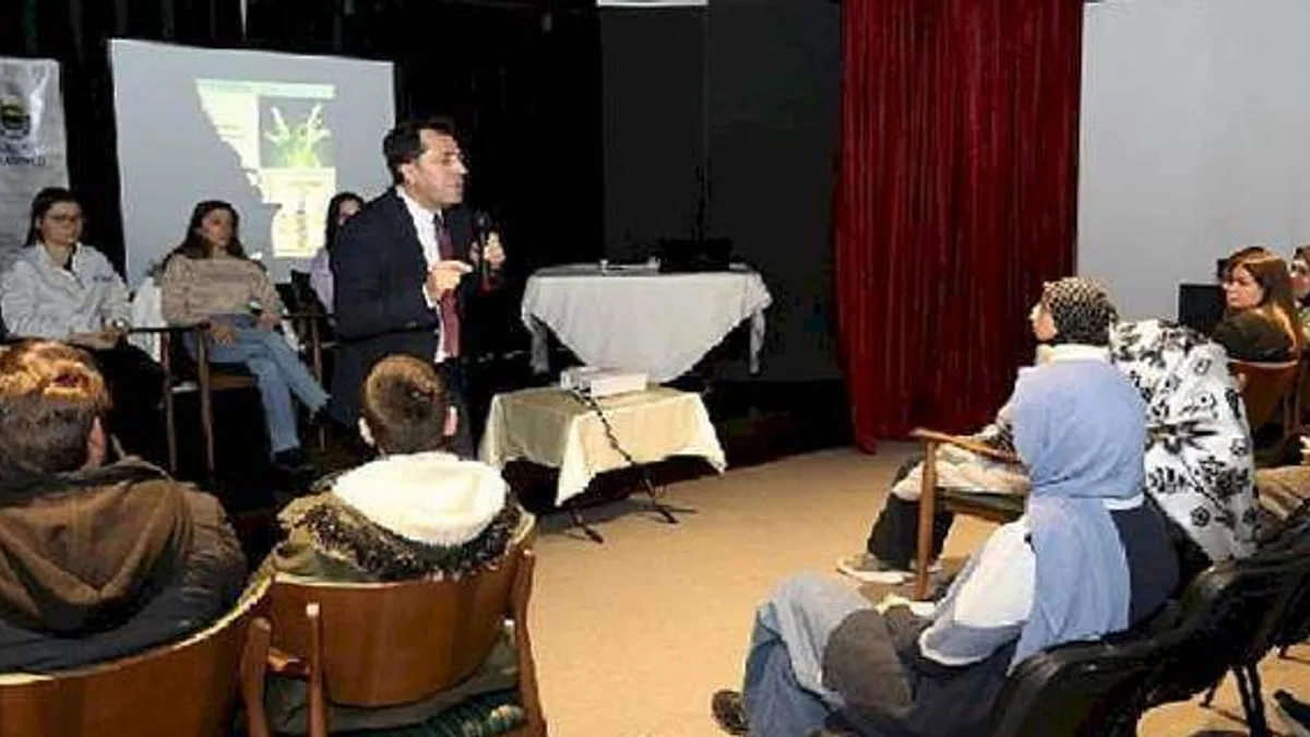 Öğrencilere Verimli Ders Çalışma Semineri Verildi