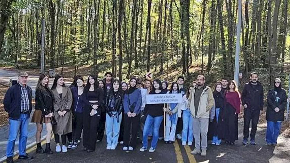 Sakarya'dan üniversitelilere turistik tanıtım gezisi