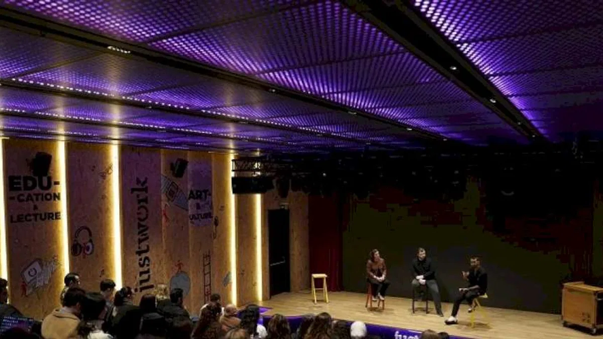100’üncü yılda 100 öğrenci iş dünyasıyla buluştu