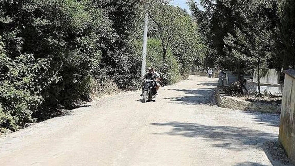 Tirilye mazarlık yolu çalışmaları tamamlandı