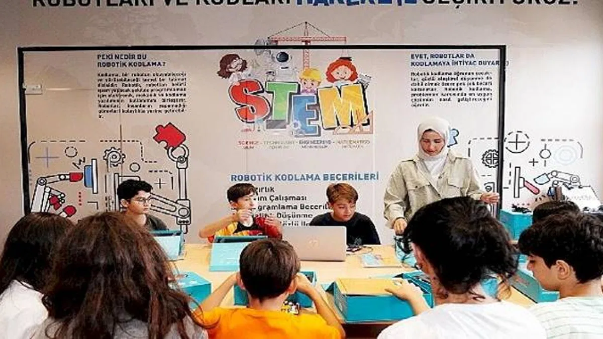 Beylizdüzü'nde Çocuklar Teknoloji İle Buluşuyor