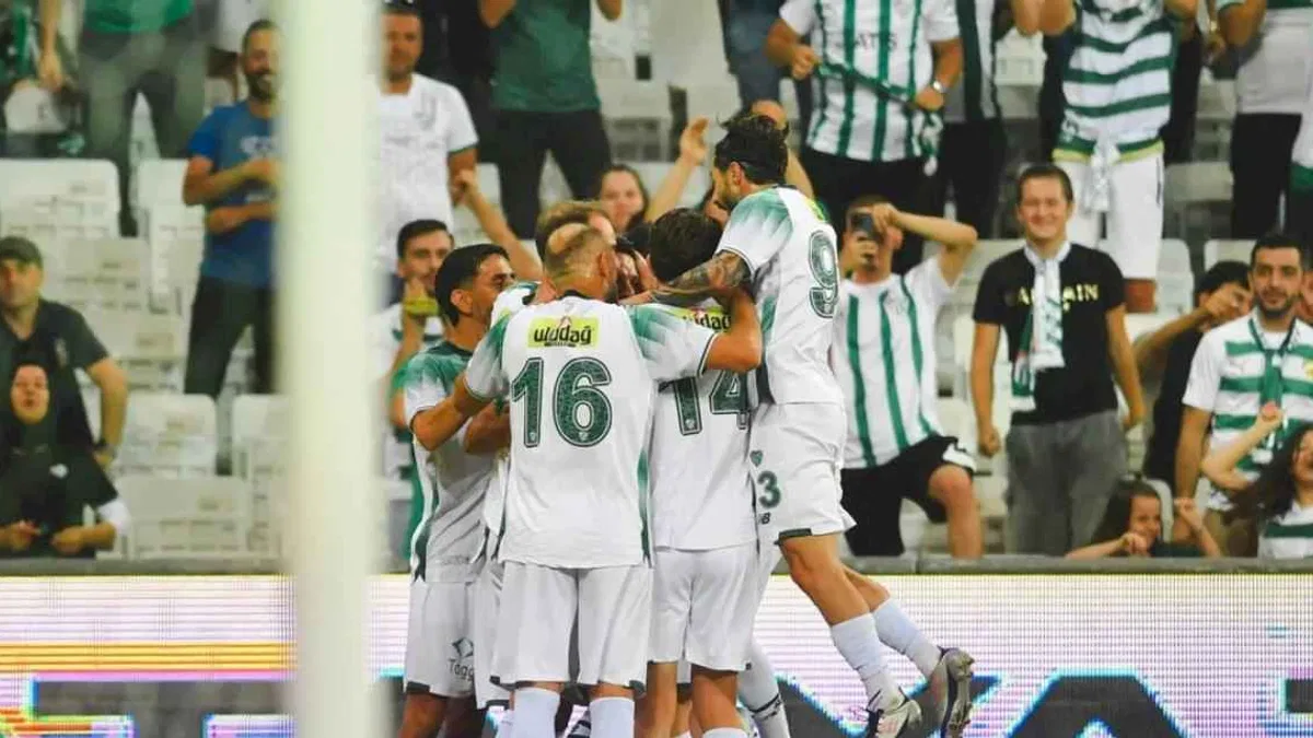 Başkan Bozbey’den Bursaspor’a tam destek