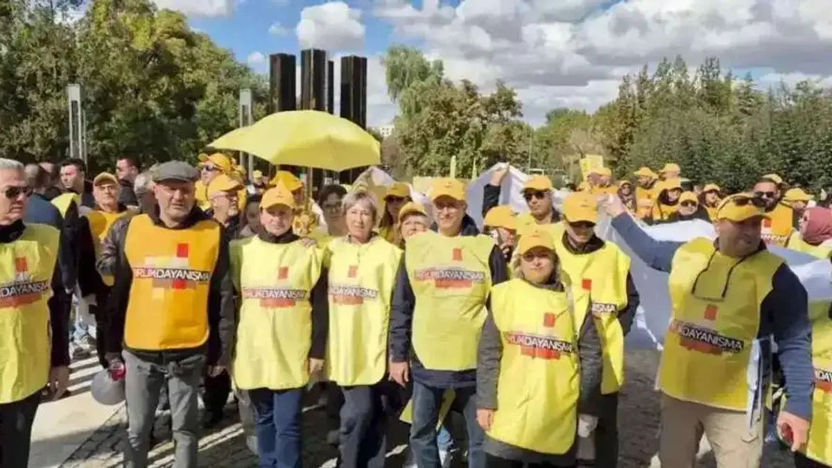 Aile Hekimliği çalışanları Ankara’da miting düzenledi