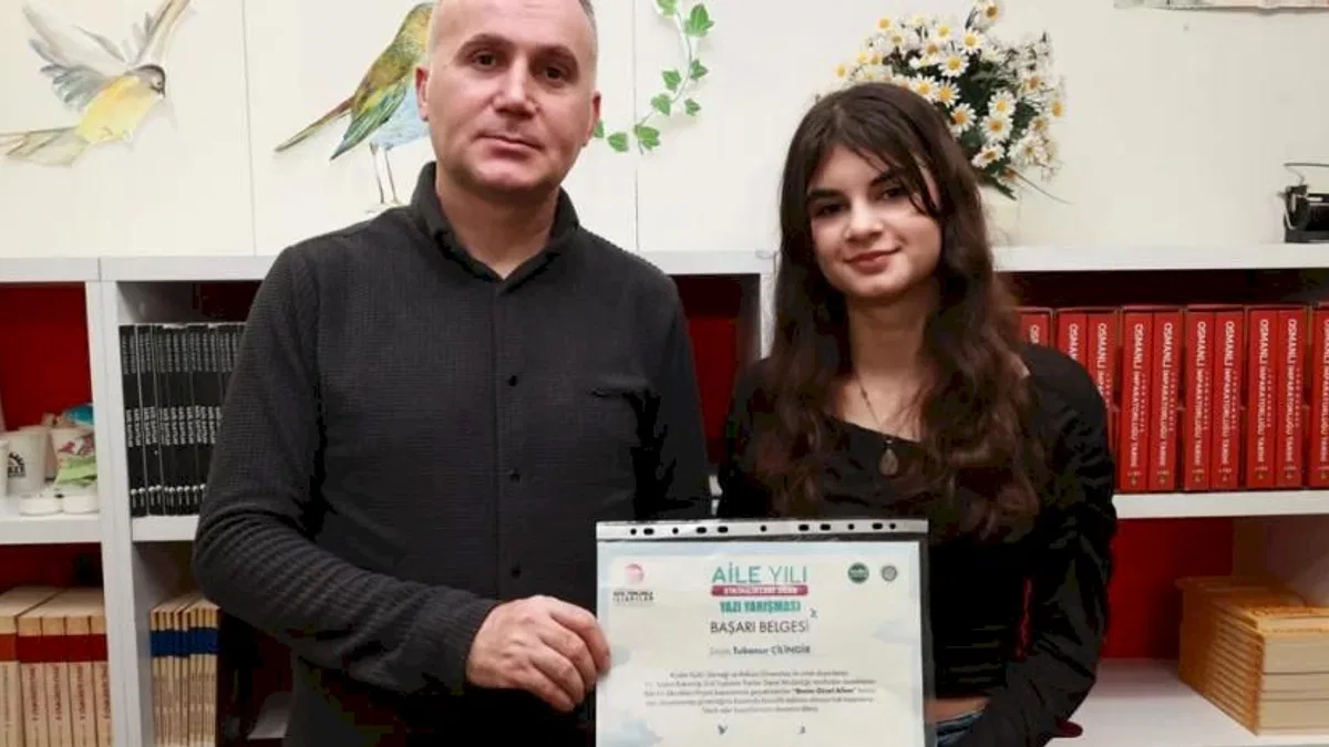 Gebze'de "Bir Öyküsün Sen Atölyesi"nden Türkiye birinciliği