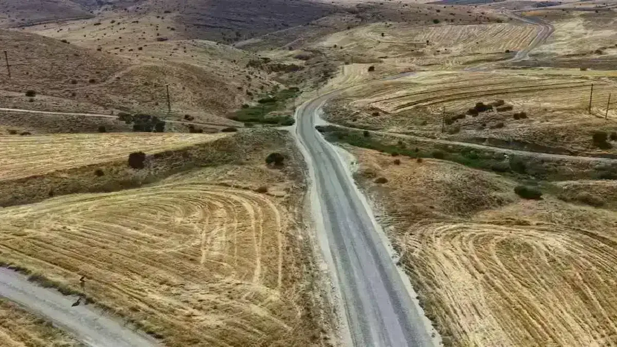 Malatya Yazıhan'ın yol standardı yükseldi
