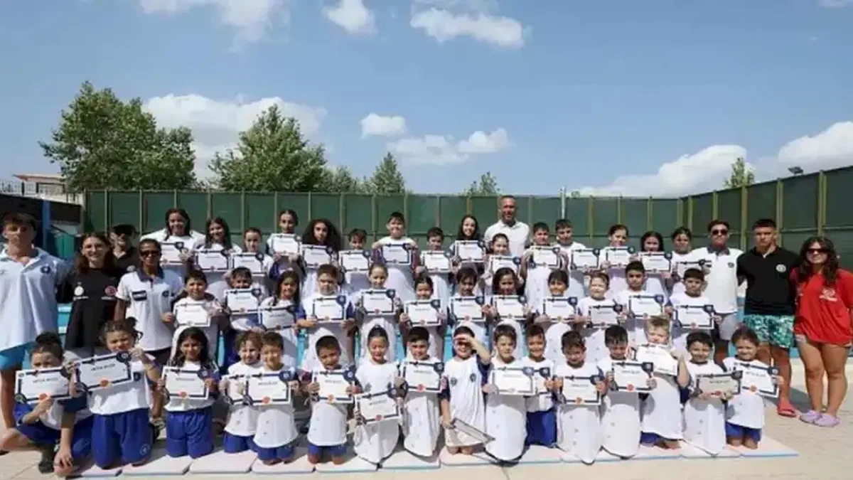 Bursa Büyükşehir Yaz Okulları’nda sertifika heyecanı