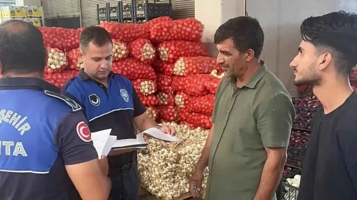 Manisa Büyükşehir'den market ve pazarlara sıkı denetim