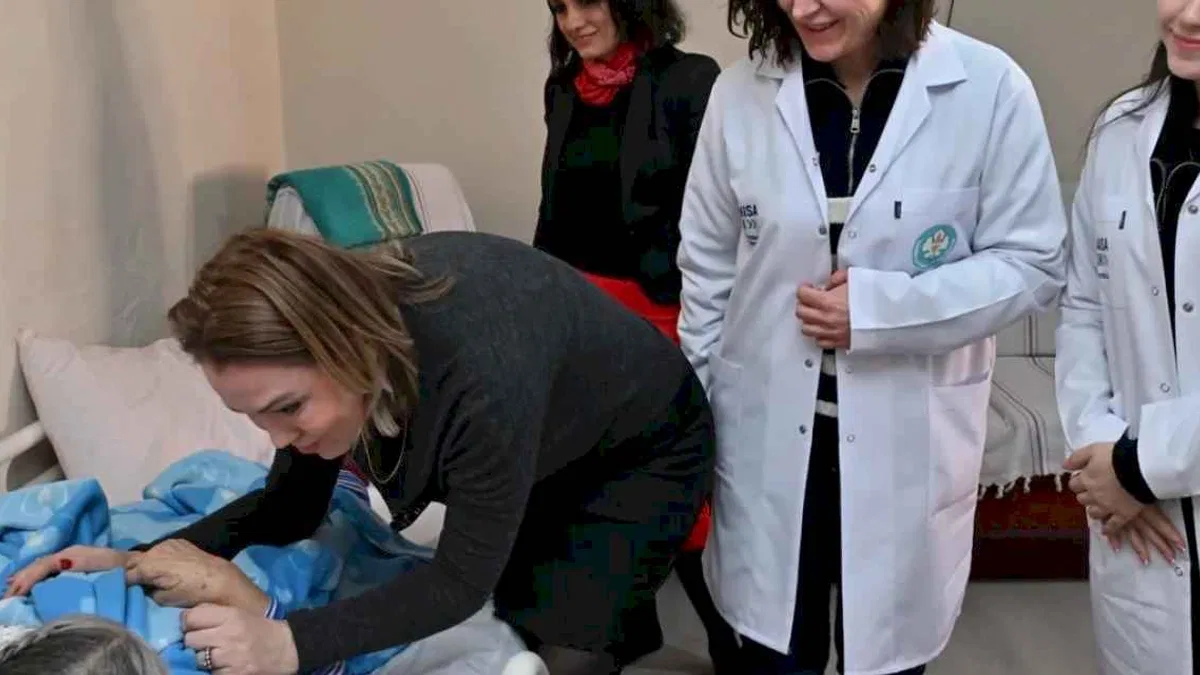 Manisa'da Başkan eşinden huzurlu ziyaret