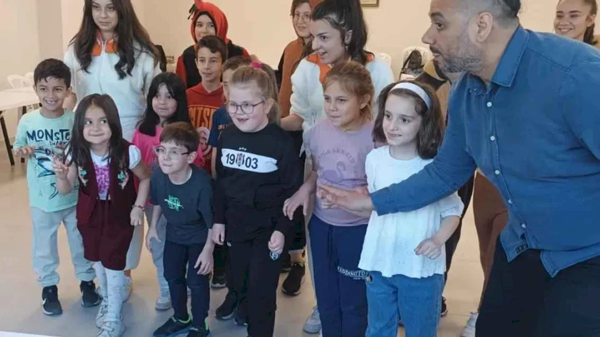 Bursa Karacabey'de çocuklara özel bilmeceli okuma etkinlik