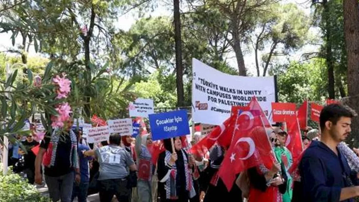Dokuz Eylül'lü öğrencilerden Filistin dayanışması