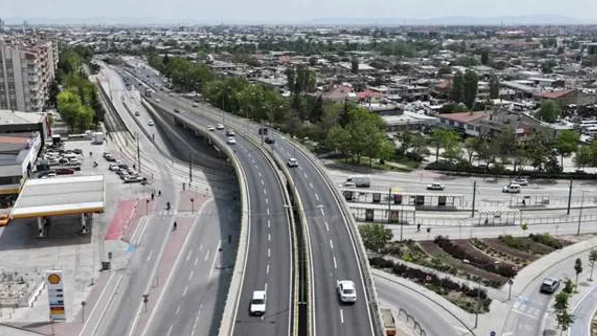 Konya'nın en yoğun kavşağında yeni asfalt