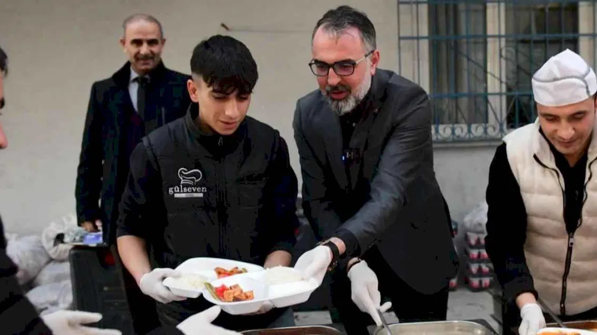 Bursa Kestel'de gönül sofraları kuruldu!