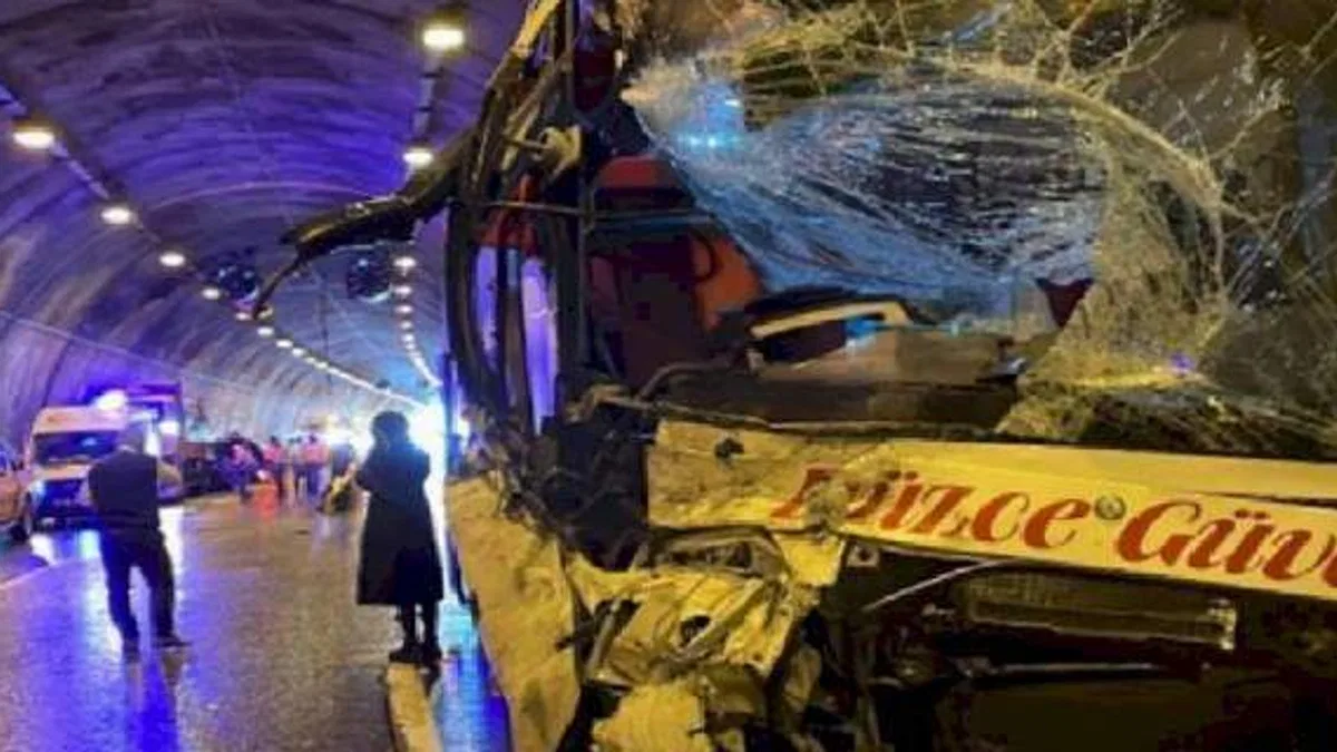 Bolu Dağı Tüneli'nde feci kaza: 1 ölü 6 yaralı