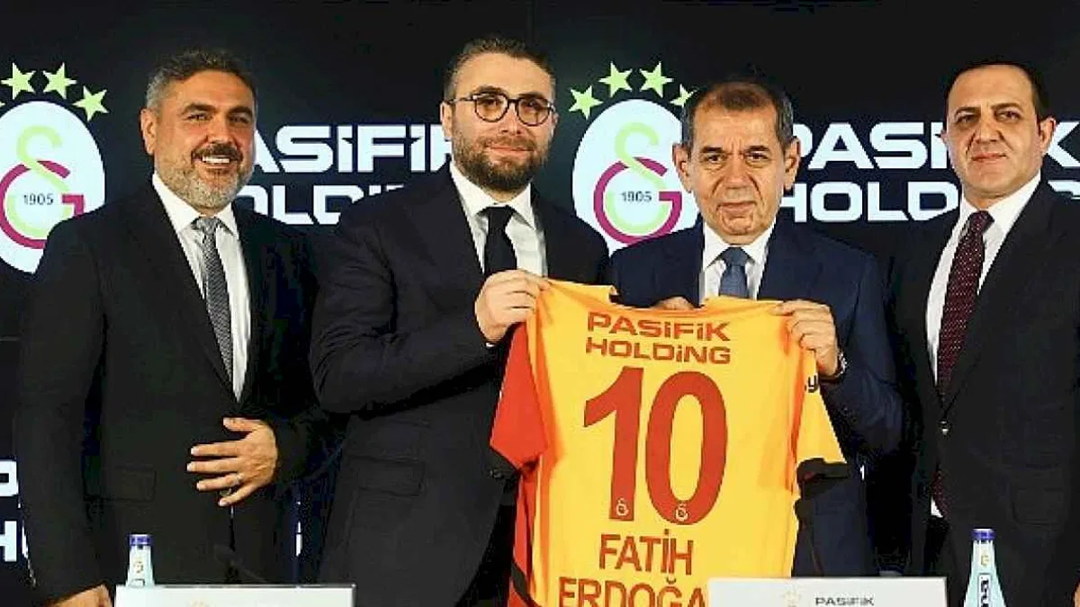 Pasifik Holding Galatasaray Futbol A Takımı'na forma sırt sponsoru oldu