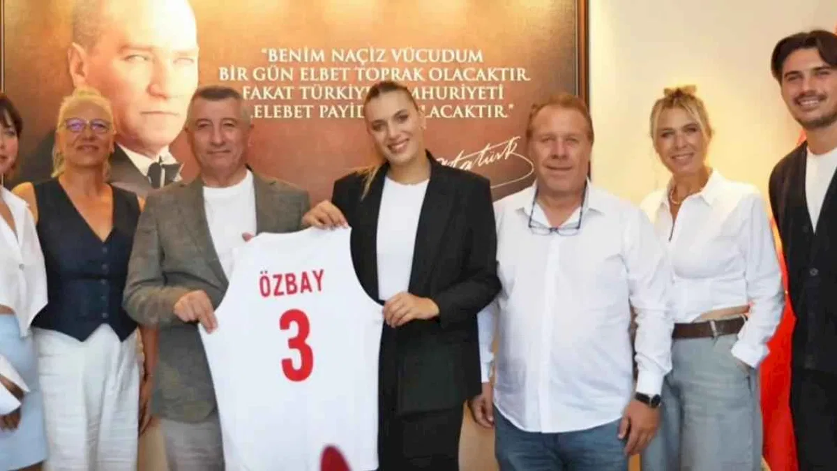 Voleybolun Yıldızı Güzelbahçe’yi temsil edecek