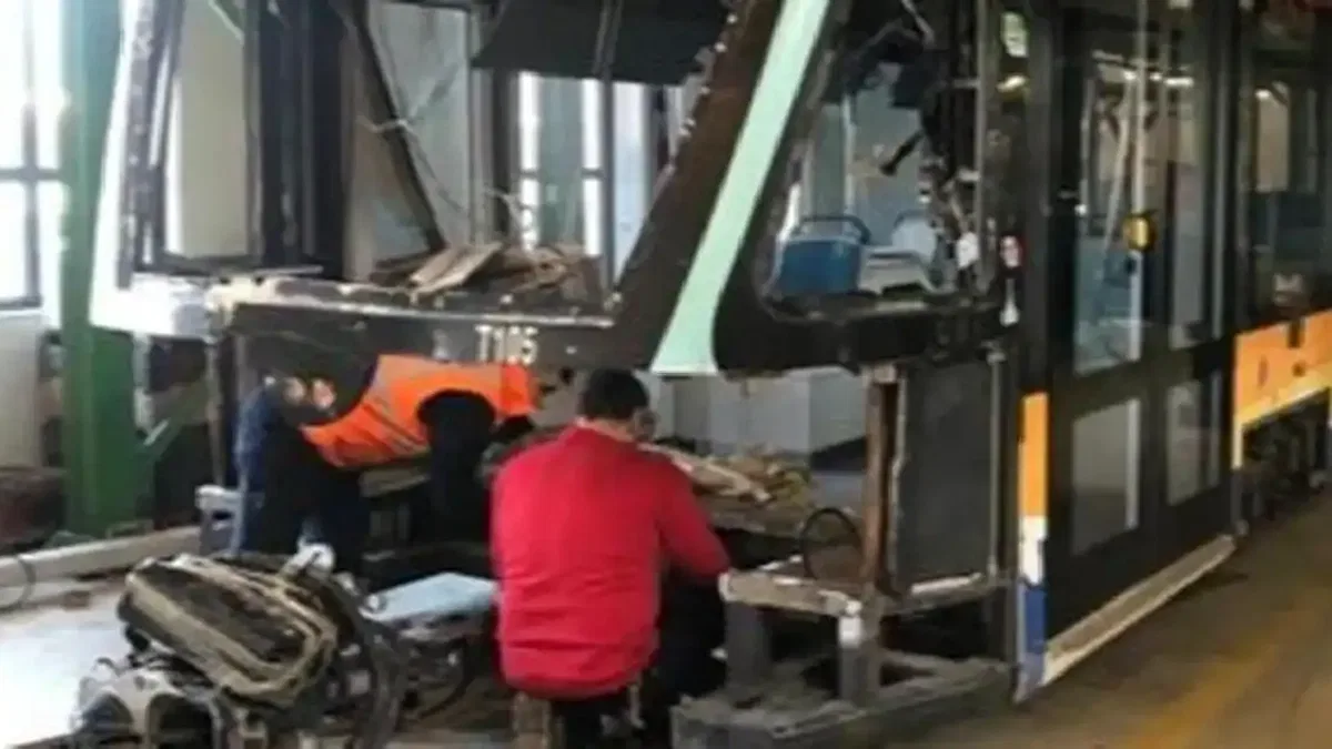 İzmir Metro araçlarını kendi gücüyle yeniliyor