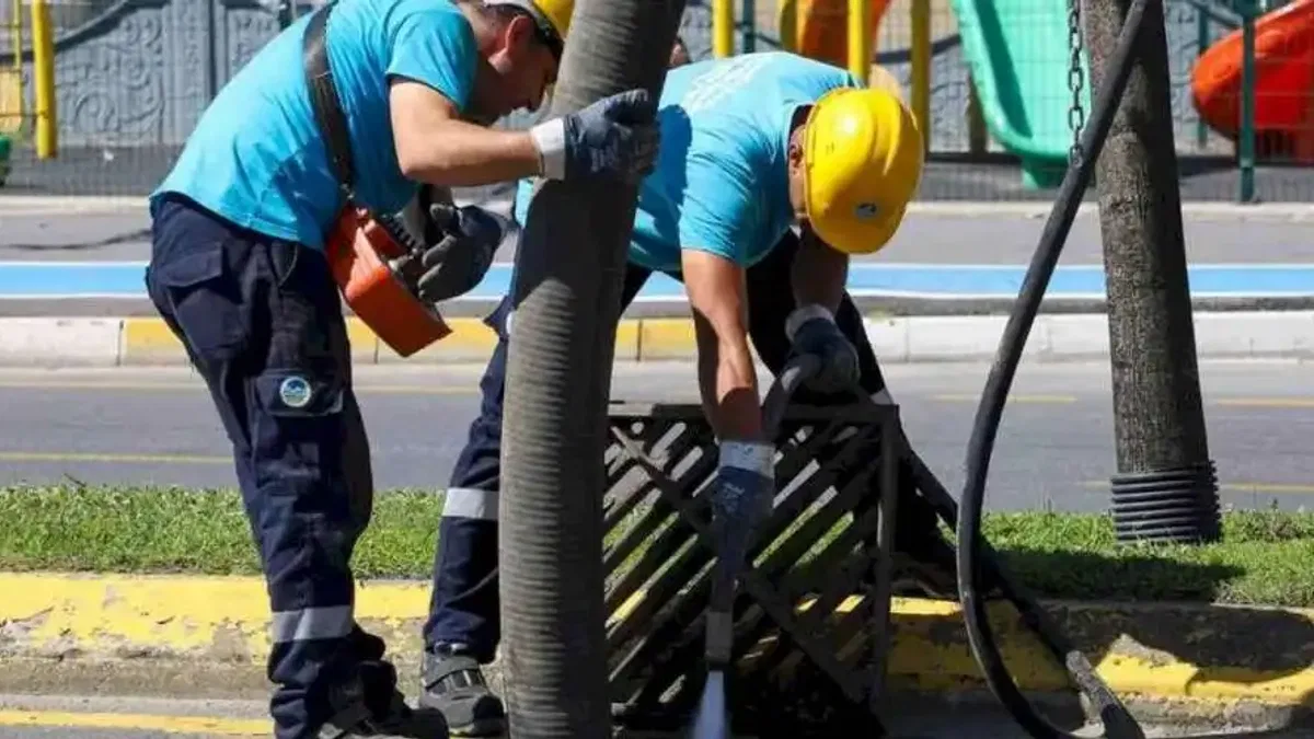 Sakarya'da yağmur suyu hatları temizleniyor