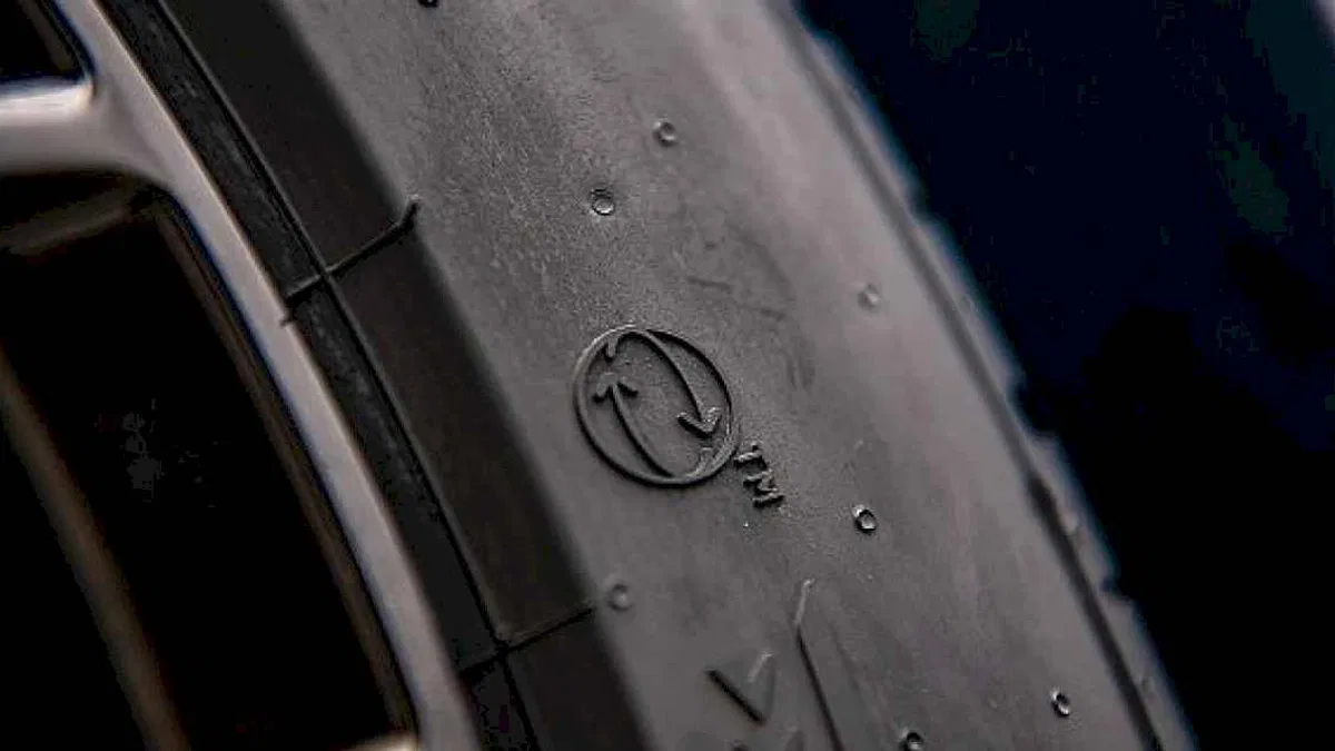 Pirelli, %70'ten Fazla Biyo-bazlı ve Geri Dönüştürülmüş Malzeme İçeren İlk Standart Üretim Lastiğini Tanıttı