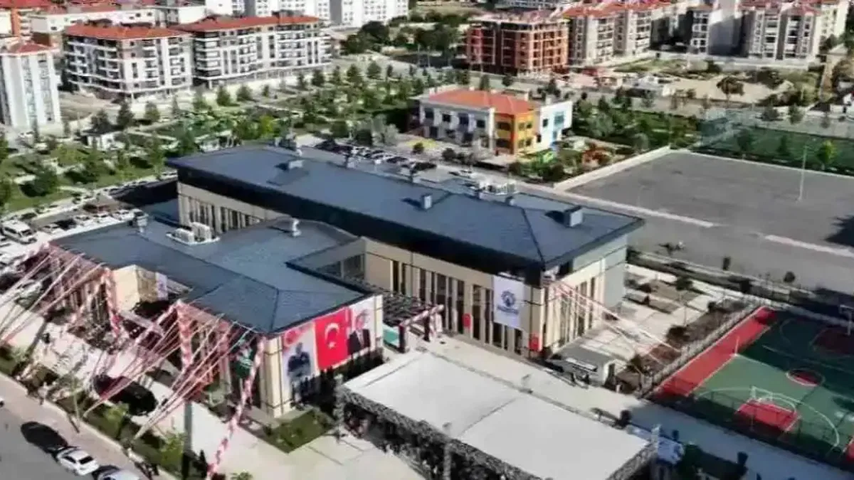 Türkiye'nin en büyük Engelli Aktif Yaşam Merkezi Konya'da hizmete açıldı