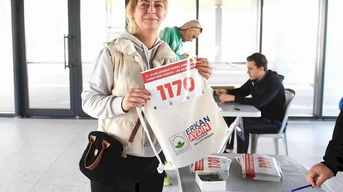 Bursa Osmangazi'de tarihi koşuya katılacaklar numara aldı
